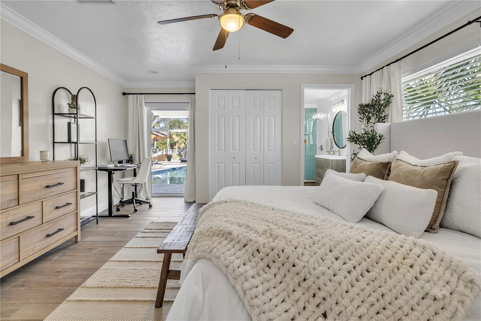 6723 AVENUE C, Sarasota, FL 34231