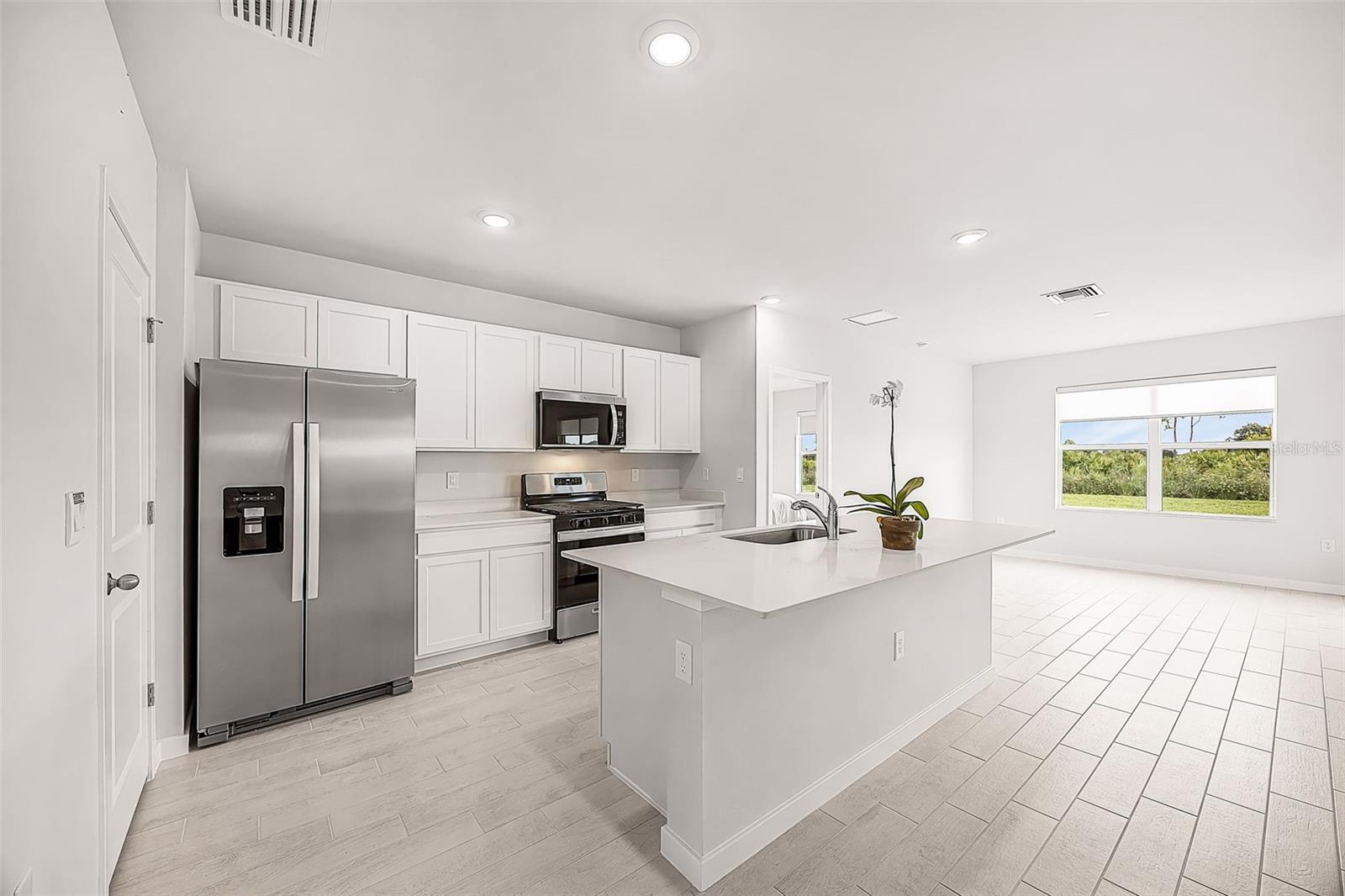 17892 SHADE TREE LOOP, Punta Gorda, FL 33982