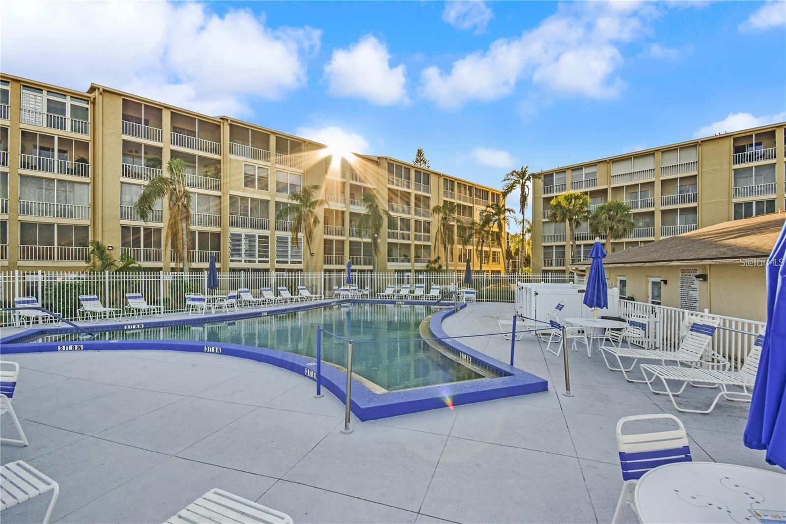 3617 LAKE BAYSHORE DRIVE, #401, Bradenton, FL 34205