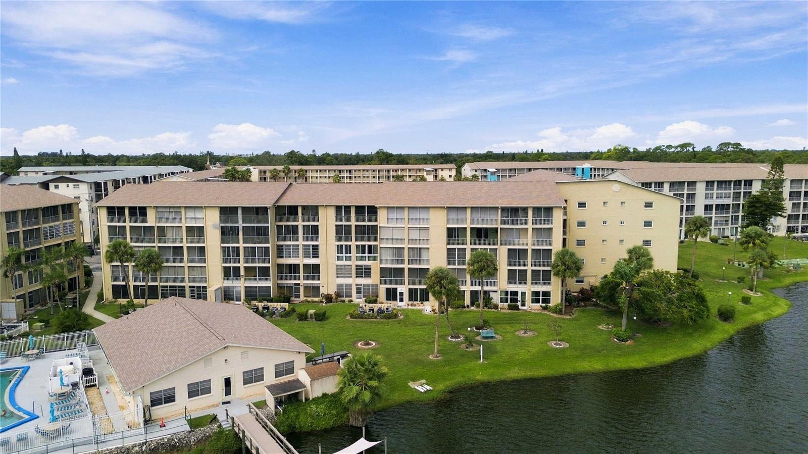 3617 LAKE BAYSHORE DRIVE, #401, Bradenton, FL 34205