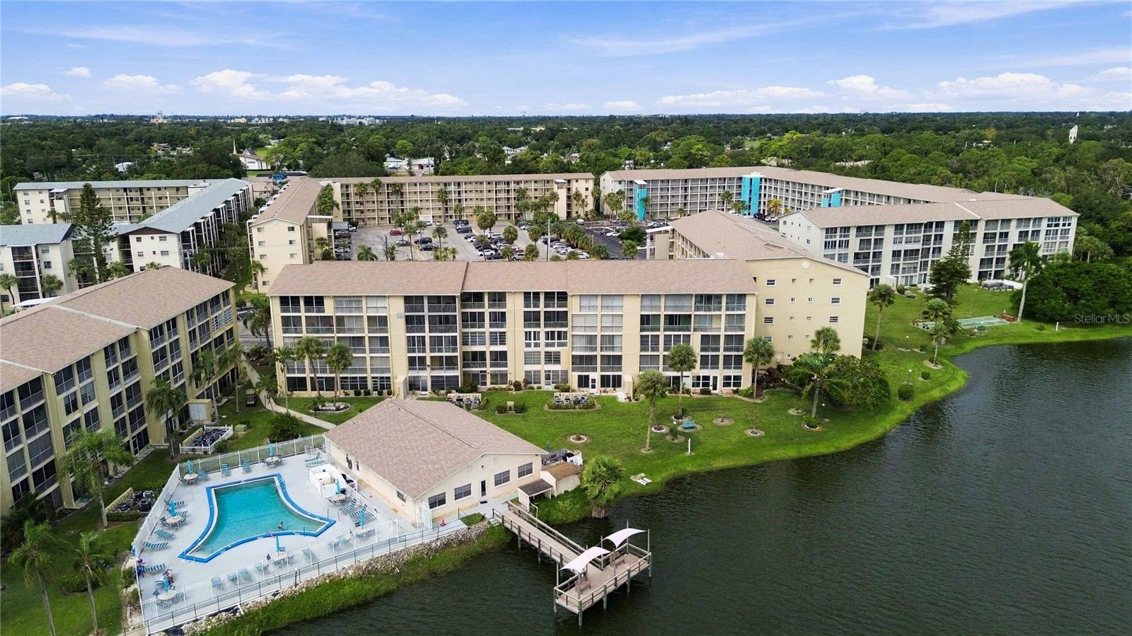 3617 LAKE BAYSHORE DRIVE, #401, Bradenton, FL 34205