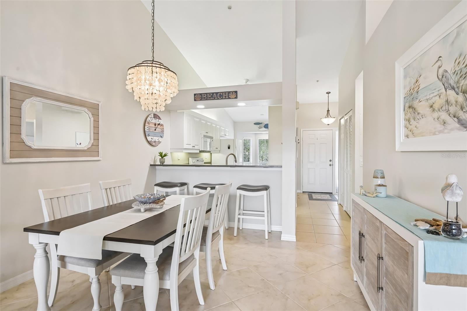 412 SUNSET LAKE BOULEVARD, #202, Venice, FL 34292
