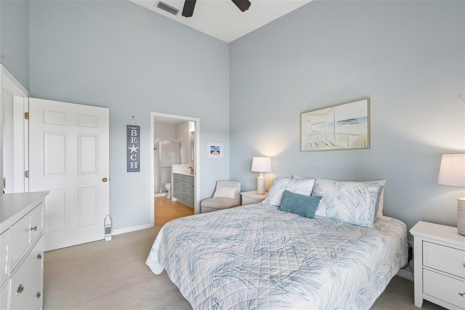 412 SUNSET LAKE BOULEVARD, #202, Venice, FL 34292