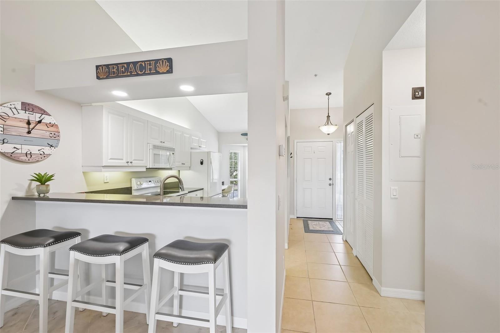 412 SUNSET LAKE BOULEVARD, #202, Venice, FL 34292