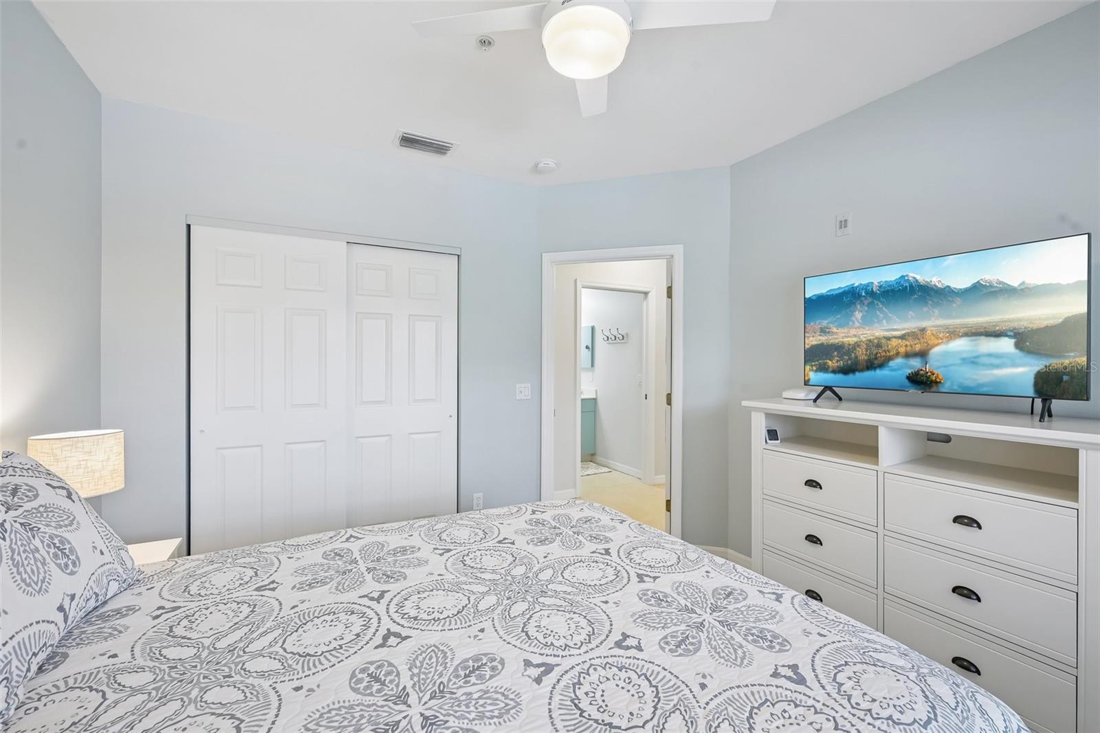 412 SUNSET LAKE BOULEVARD, #202, Venice, FL 34292