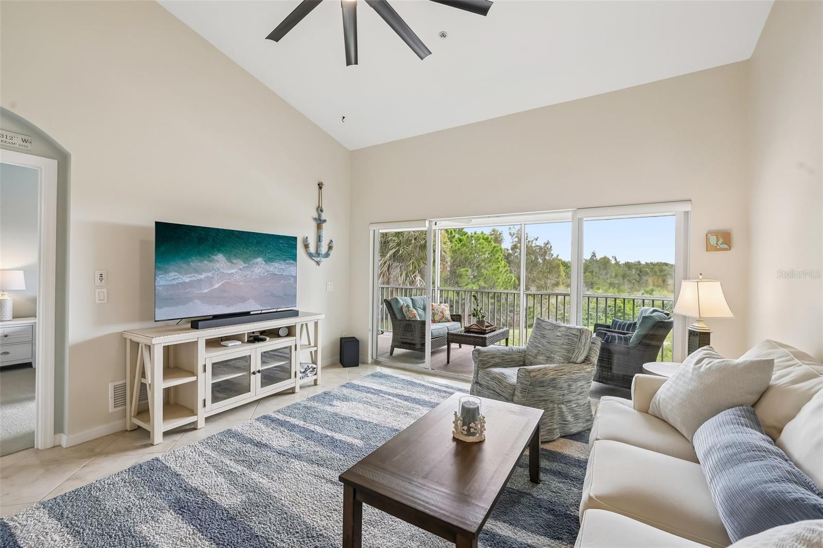 412 SUNSET LAKE BOULEVARD, #202, Venice, FL 34292