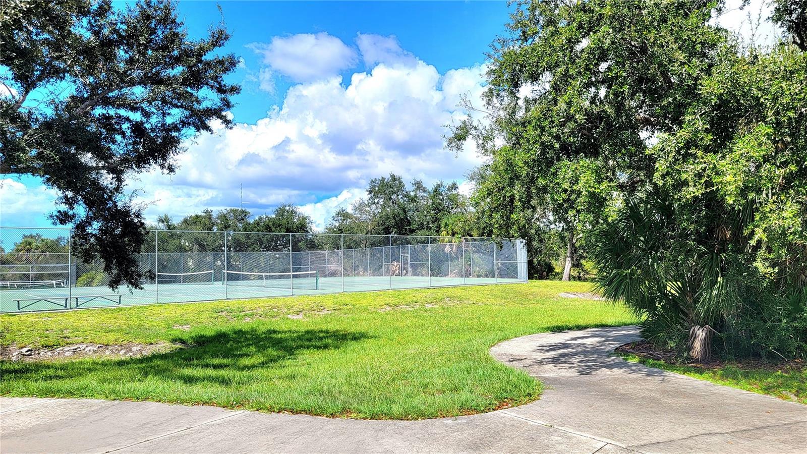 Tennis & Pickleball