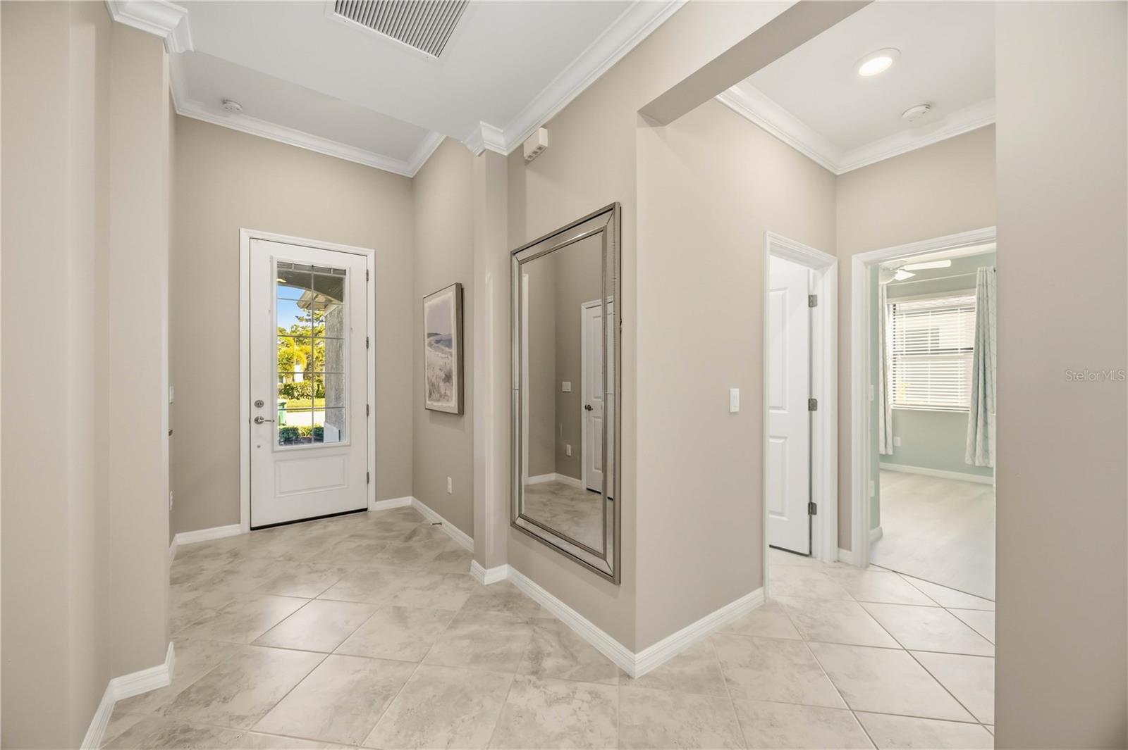 Light and bright entryway