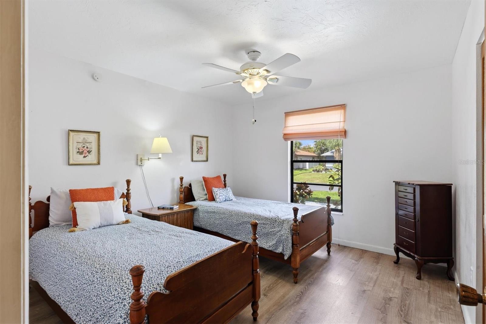 27 MARK TWAIN LANE, Rotonda West, FL 33947