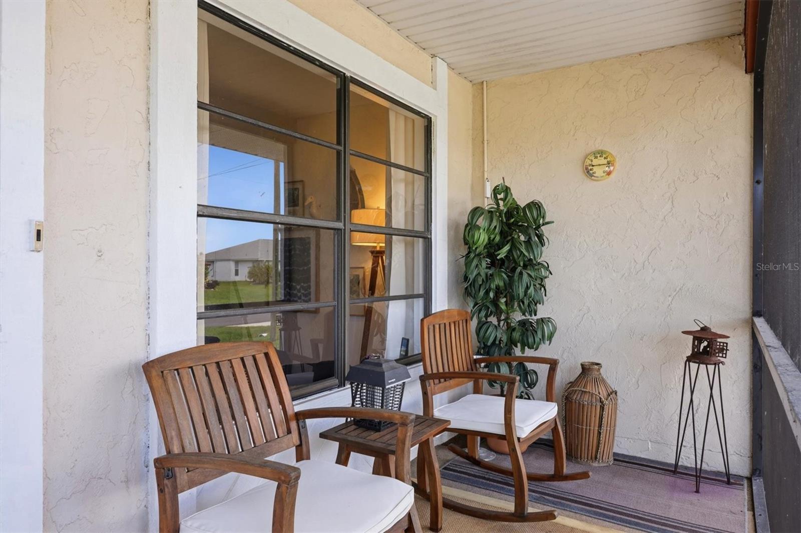 27 MARK TWAIN LANE, Rotonda West, FL 33947