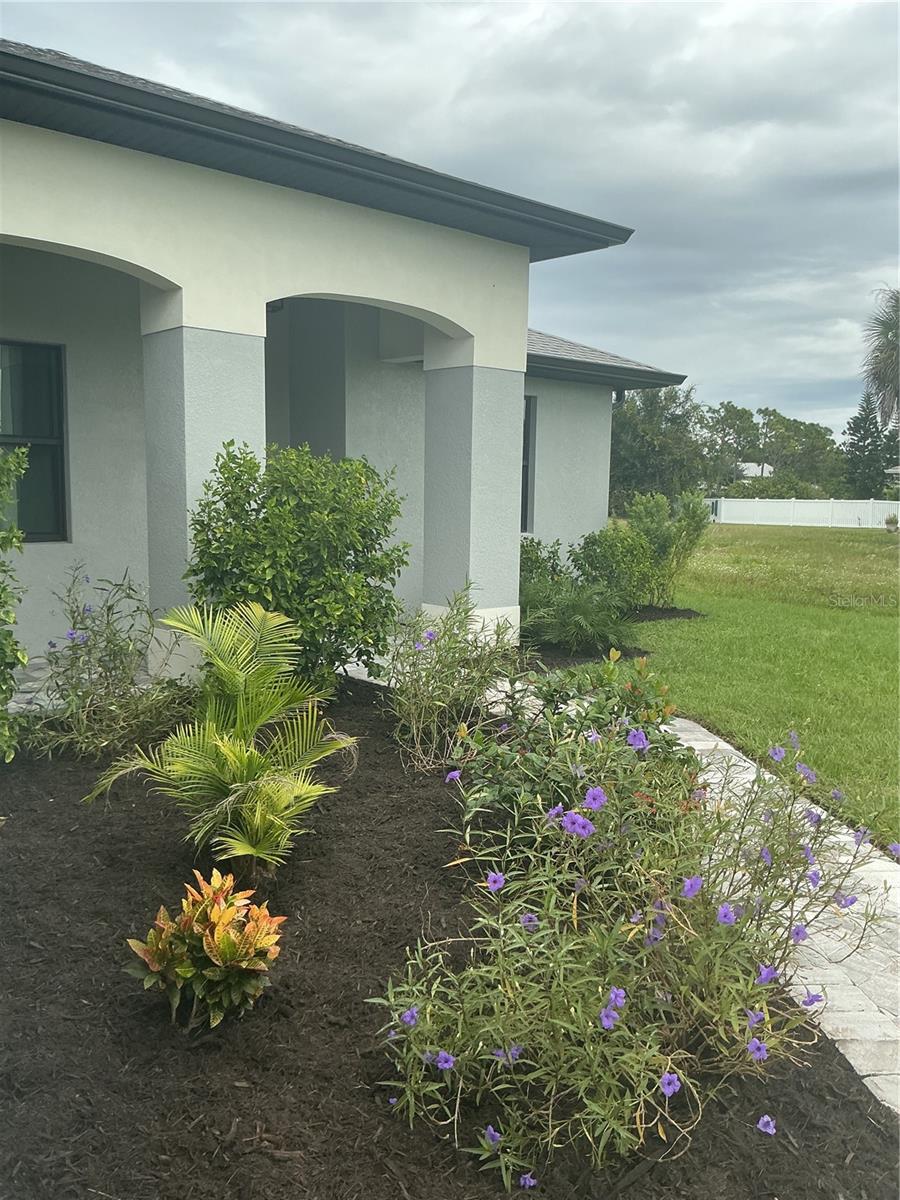 497 BOUNDARY BLVD, Rotonda West, FL 33947