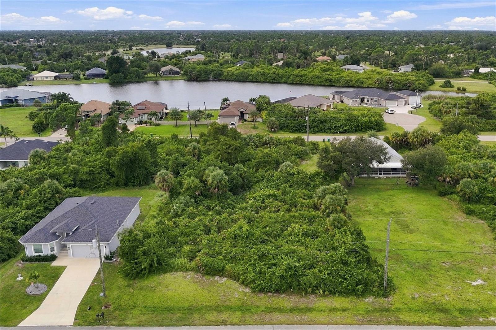 173 WRIGHT DRIVE, Rotonda West, FL 33947
