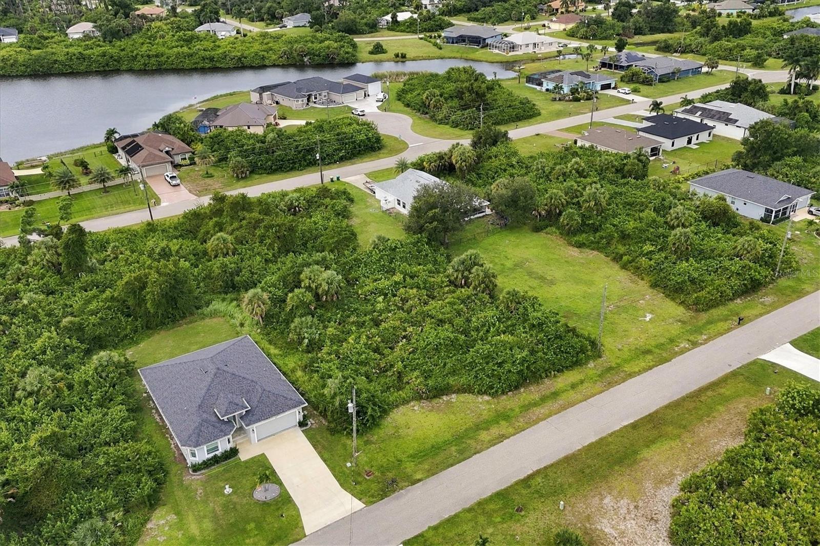 173 WRIGHT DRIVE, Rotonda West, FL 33947