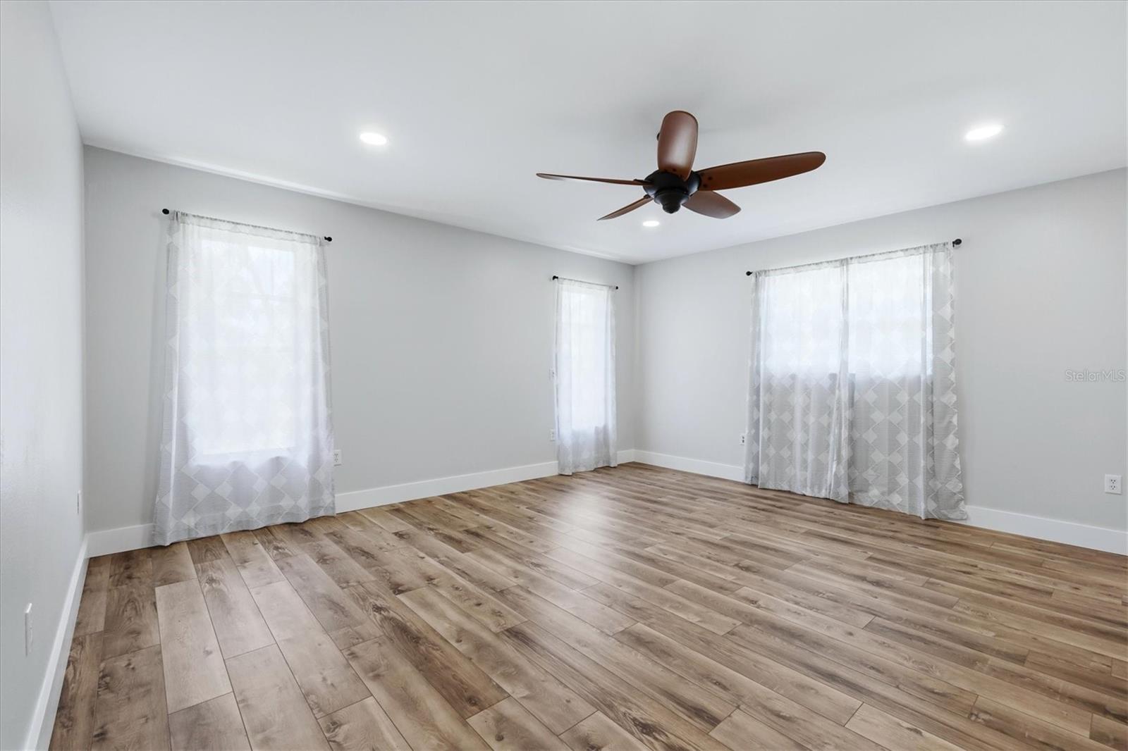 338 PINE GLEN COURT, Englewood, FL 34223
