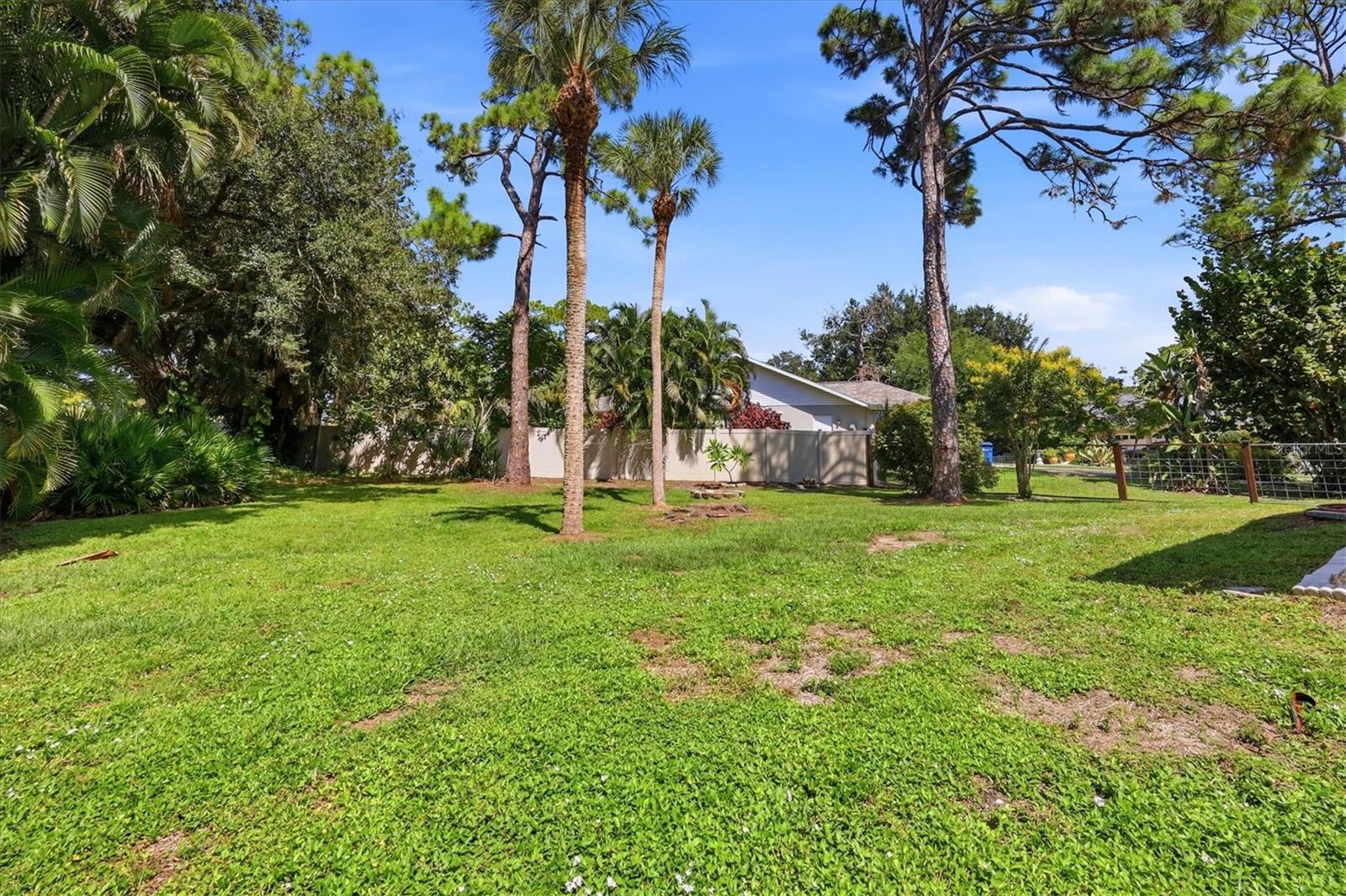 338 PINE GLEN COURT, Englewood, FL 34223