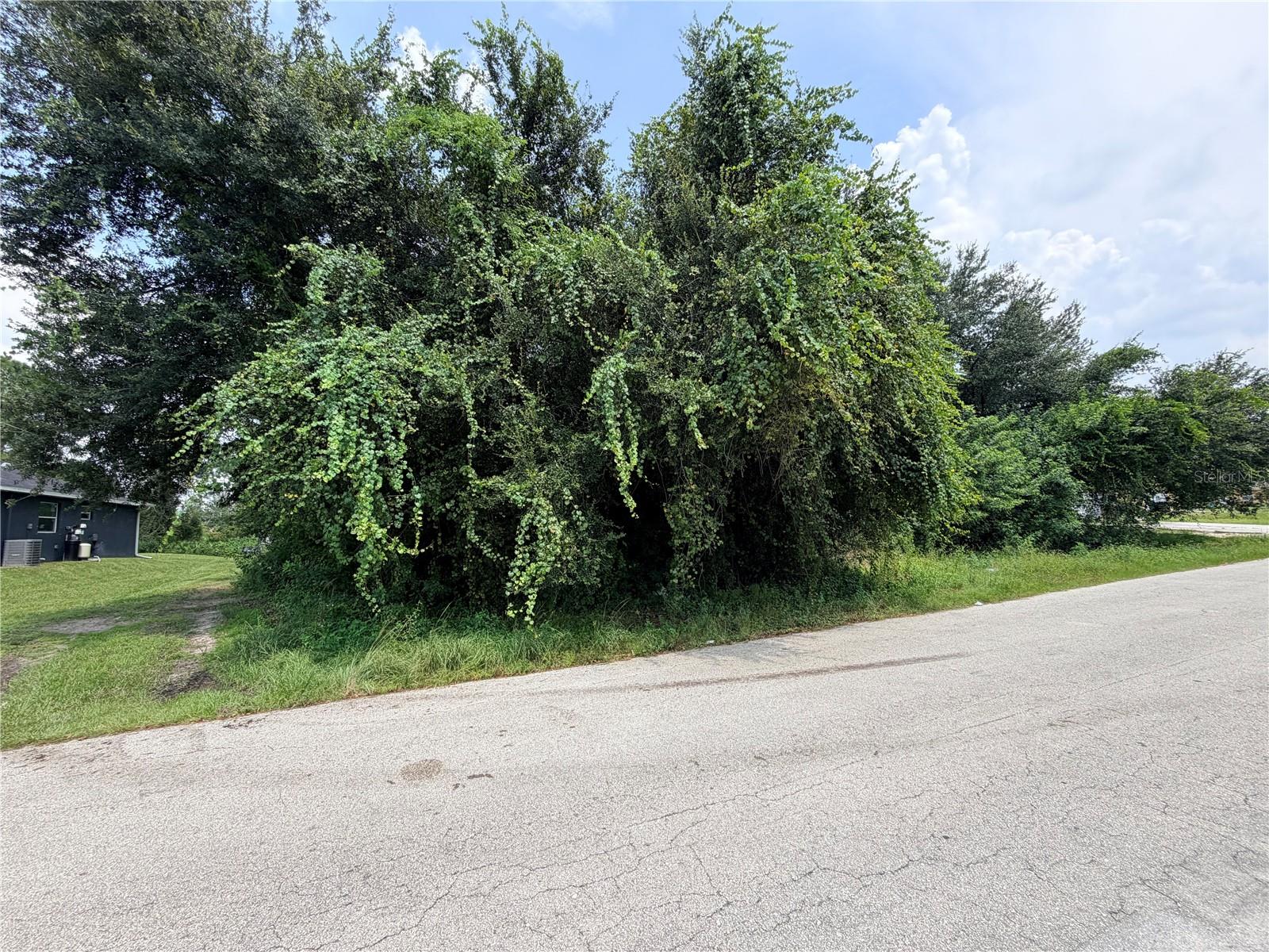 4642 24TH STREET SW, Lehigh Acres, FL 33973