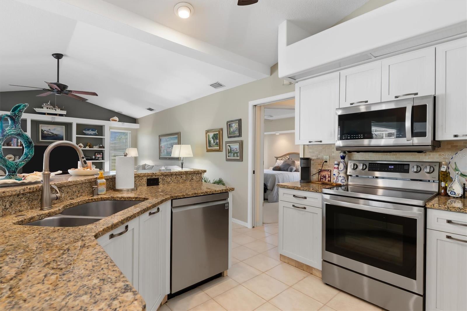 17 SPORTSMAN ROAD, Rotonda West, FL 33947