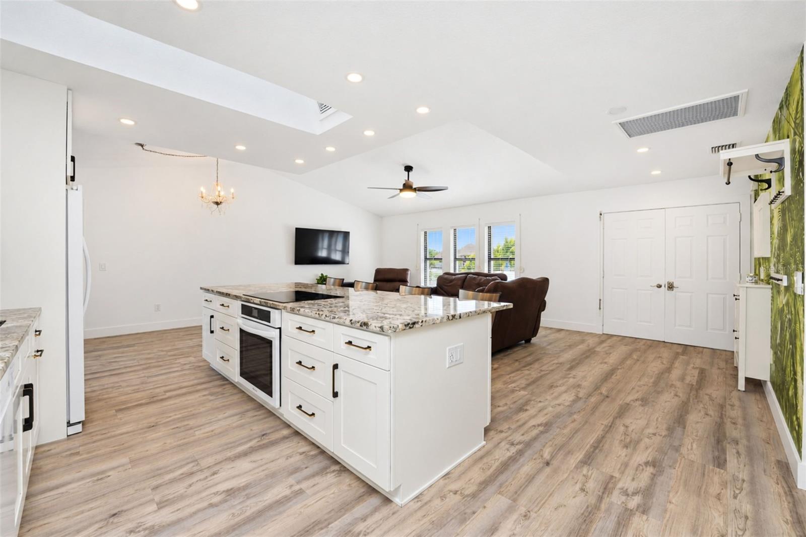 122 BUNKER ROAD, Rotonda West, FL 33947