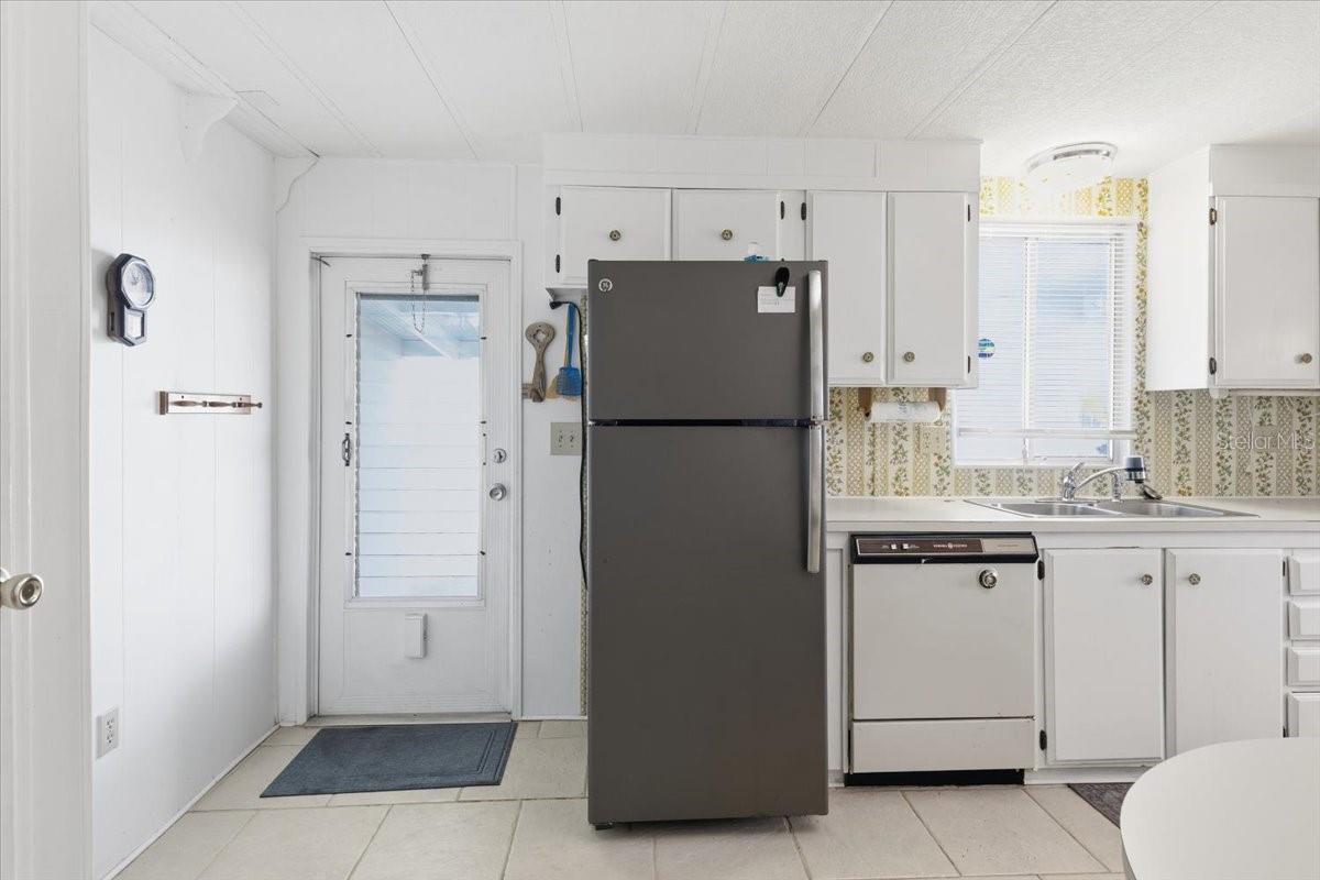 26 N ESPLANADE STREET, Englewood, FL 34223