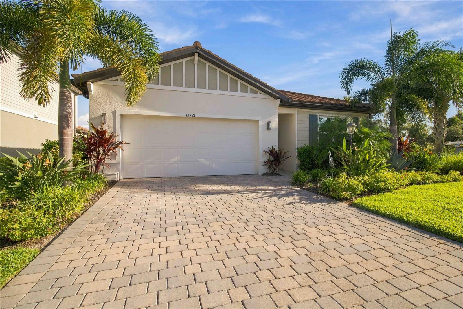 13721 FLAT WOODS TERRACE, Bradenton, FL 34211