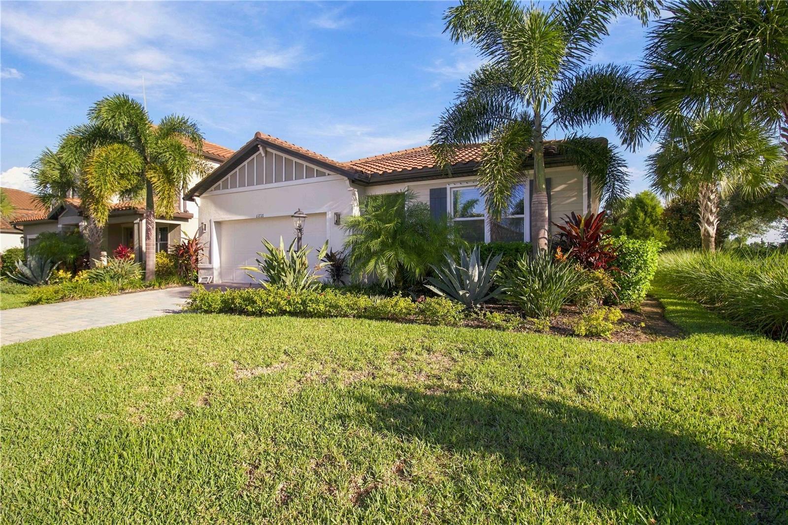 13721 FLAT WOODS TERRACE, Bradenton, FL 34211