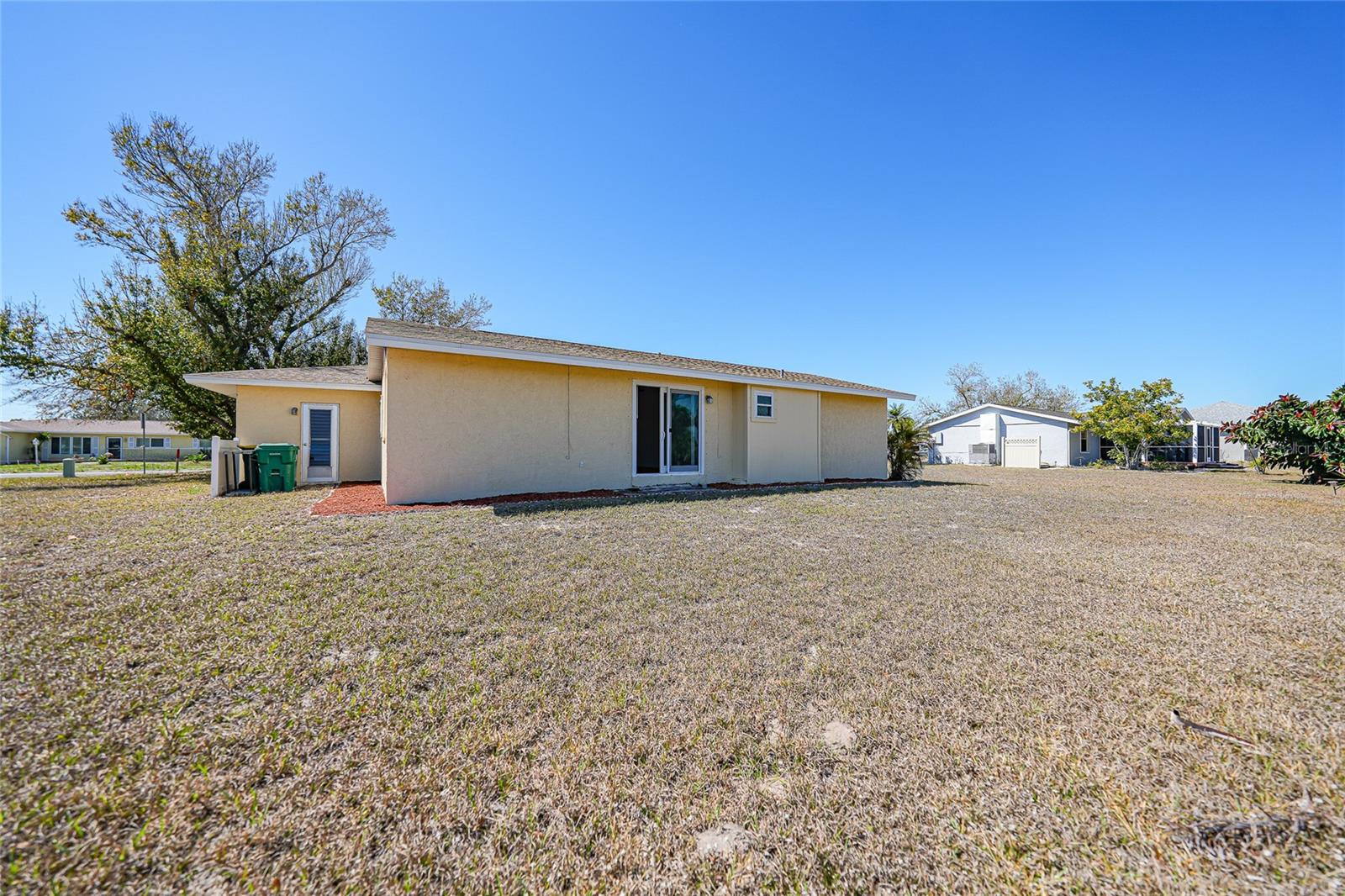 60 ROTONDA CIRCLE, Rotonda West, FL 33947