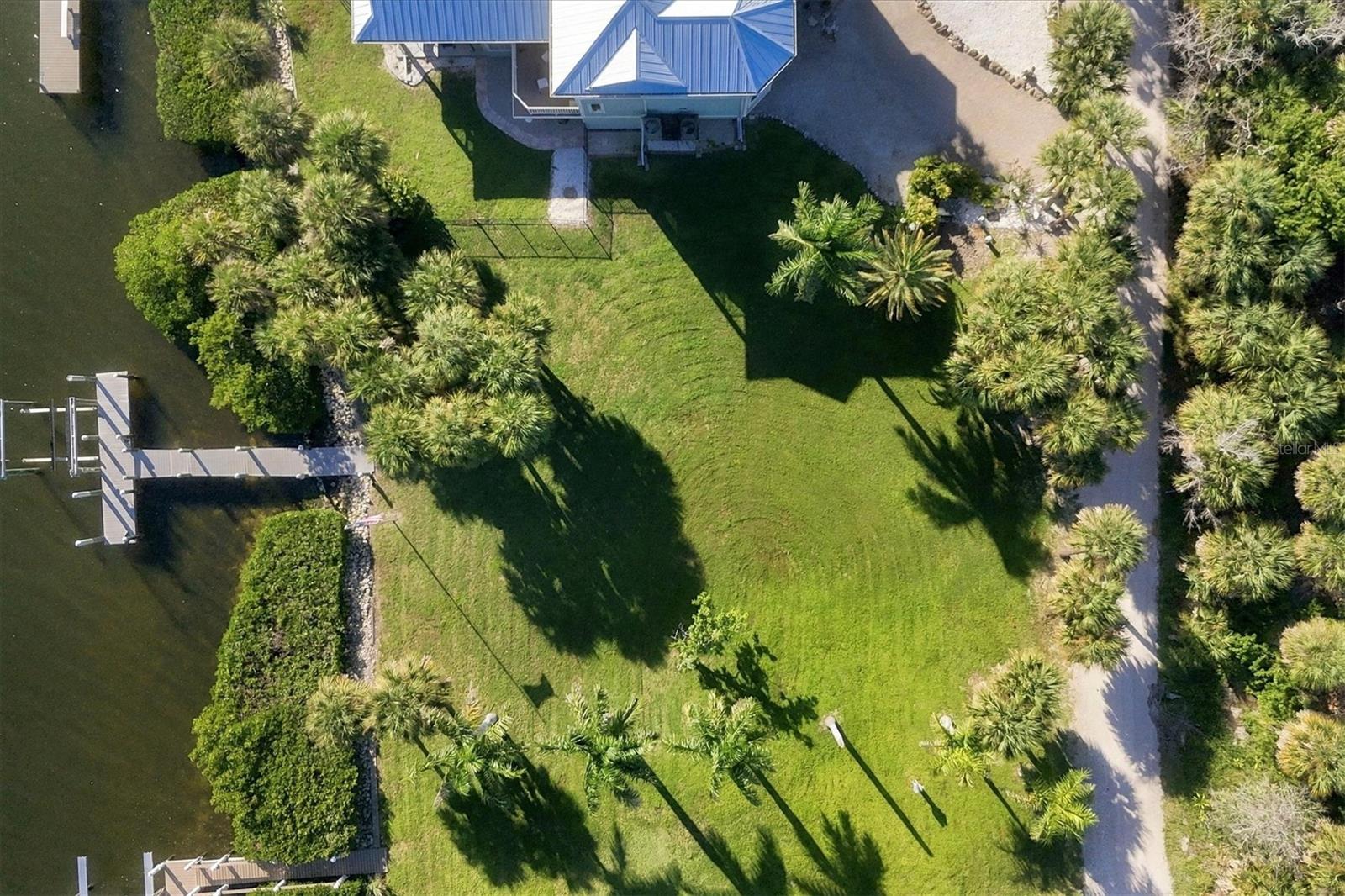 59 BAYSHORE CIRCLE, Placida, FL 33946