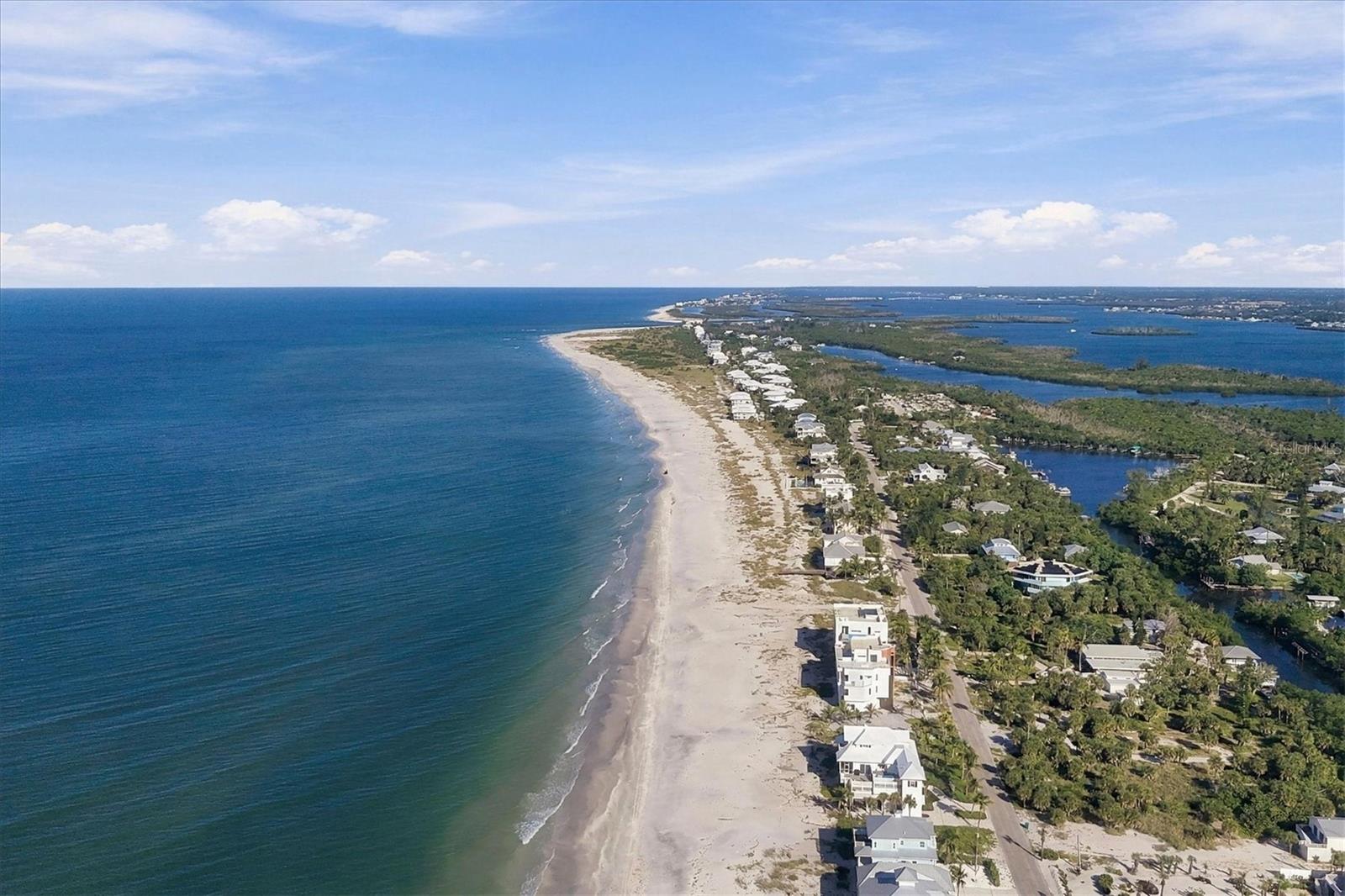 59 BAYSHORE CIRCLE, Placida, FL 33946