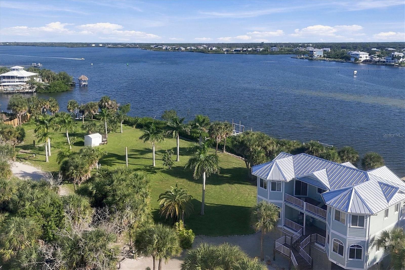 59 BAYSHORE CIRCLE, Placida, FL 33946