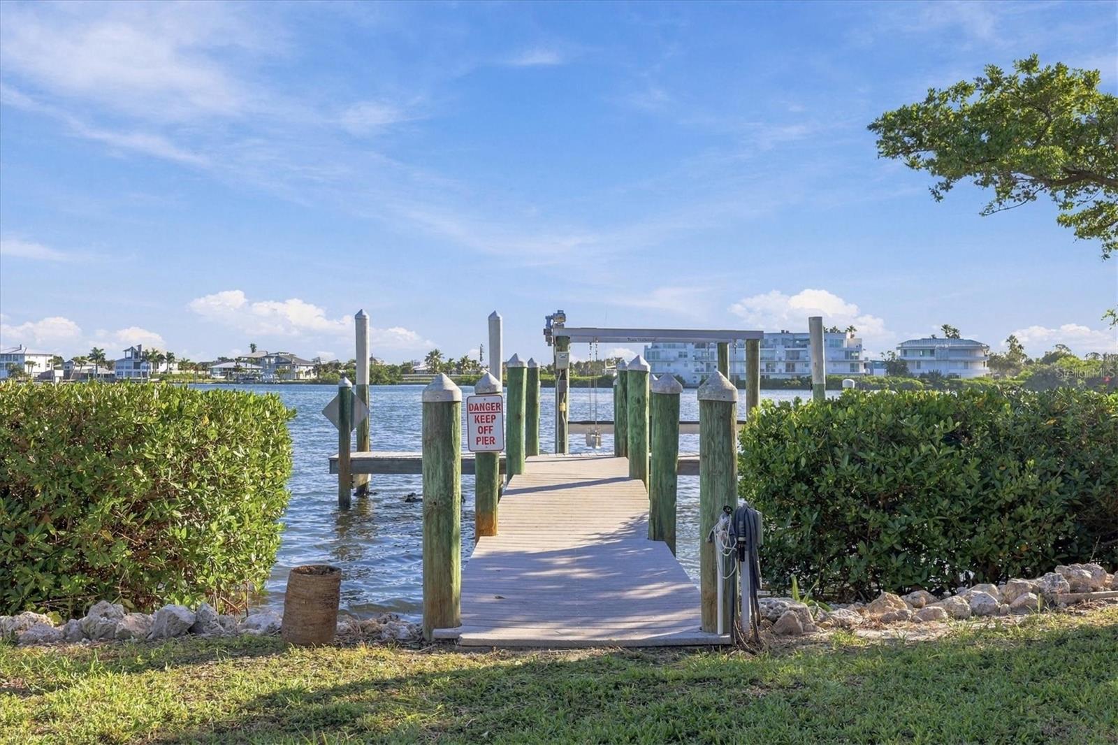 59 BAYSHORE CIRCLE, Placida, FL 33946