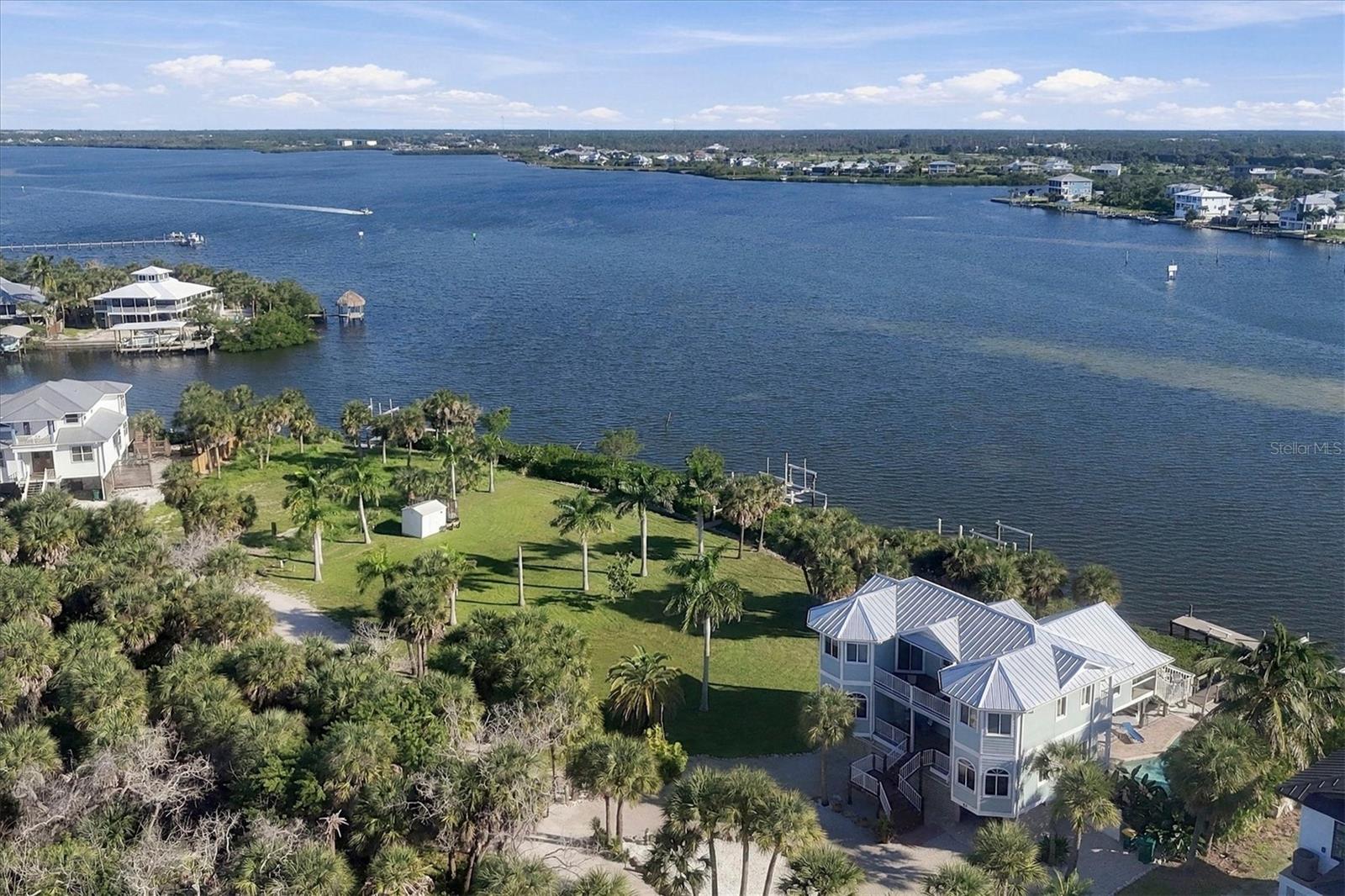 59 BAYSHORE CIRCLE, Placida, FL 33946
