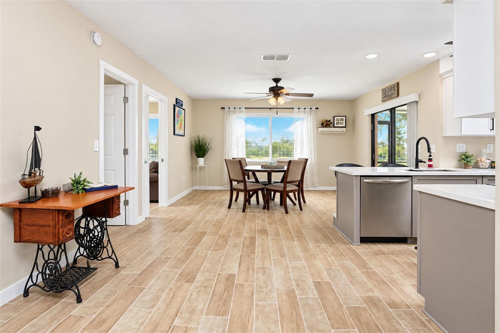 258 ANNAPOLIS LANE, Rotonda West, FL 33947