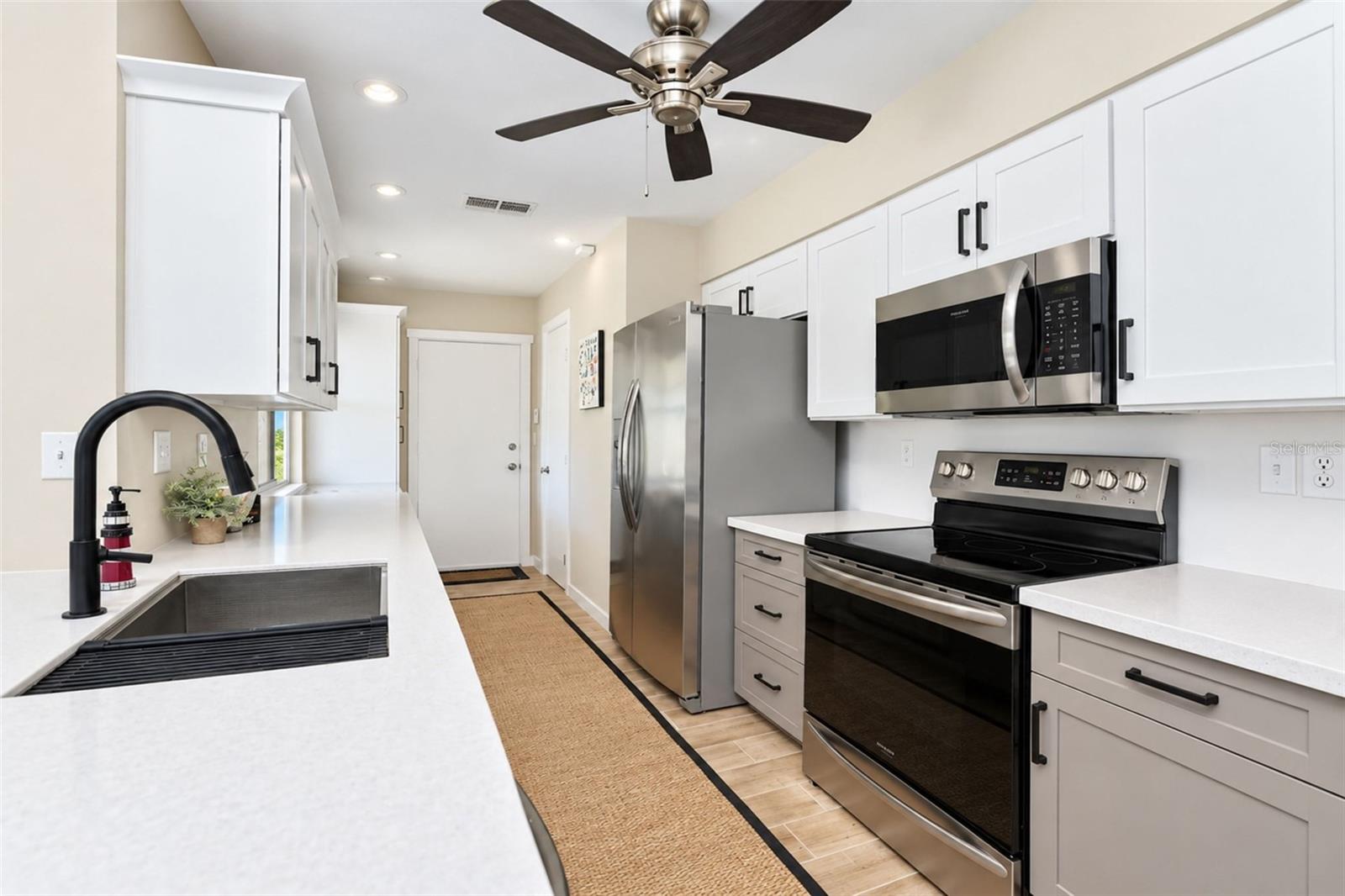 258 ANNAPOLIS LANE, Rotonda West, FL 33947