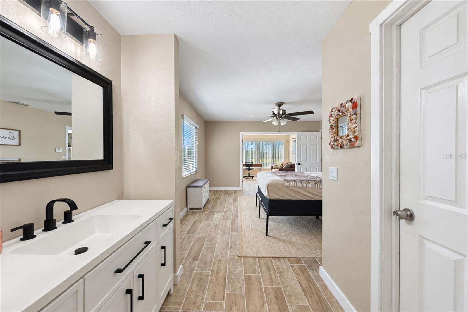 258 ANNAPOLIS LANE, Rotonda West, FL 33947