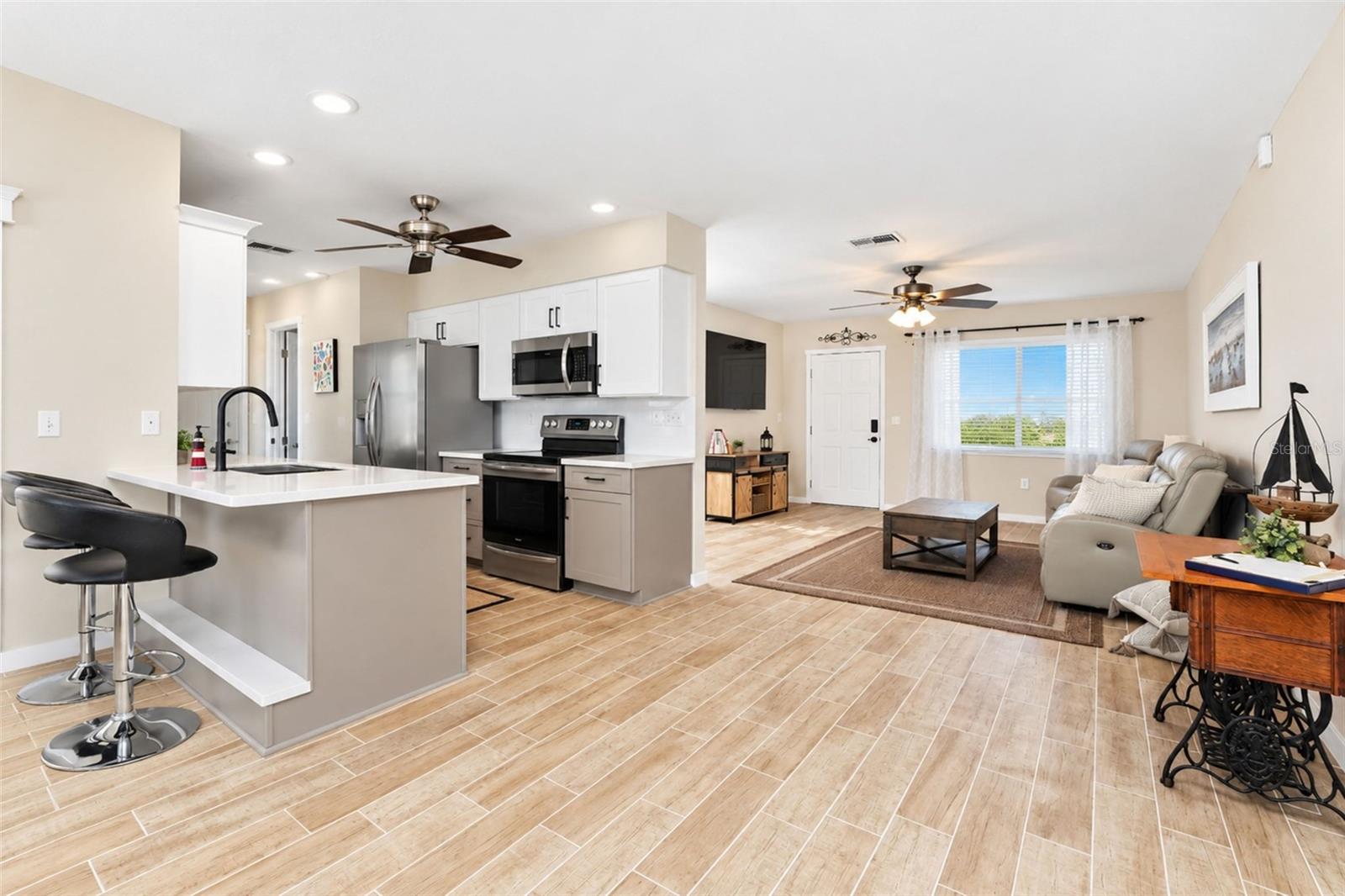 258 ANNAPOLIS LANE, Rotonda West, FL 33947