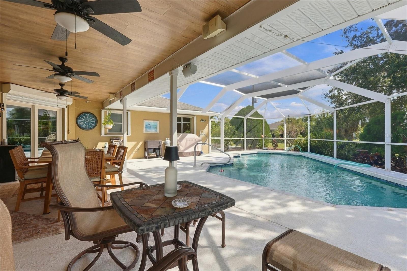 Wood ceiling accent; Bose speakers; Roll down shutter