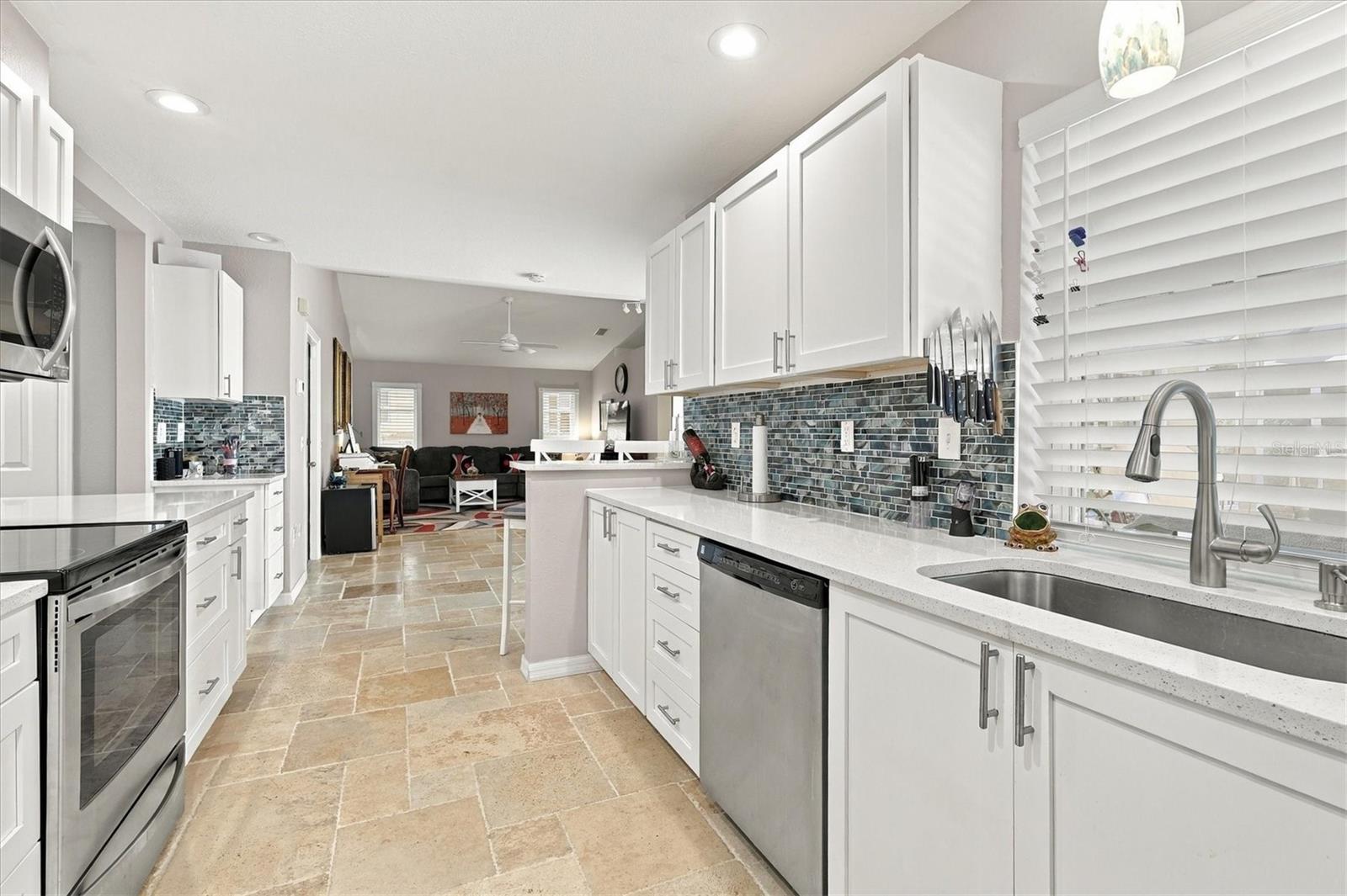 Quartz counters, pendant light