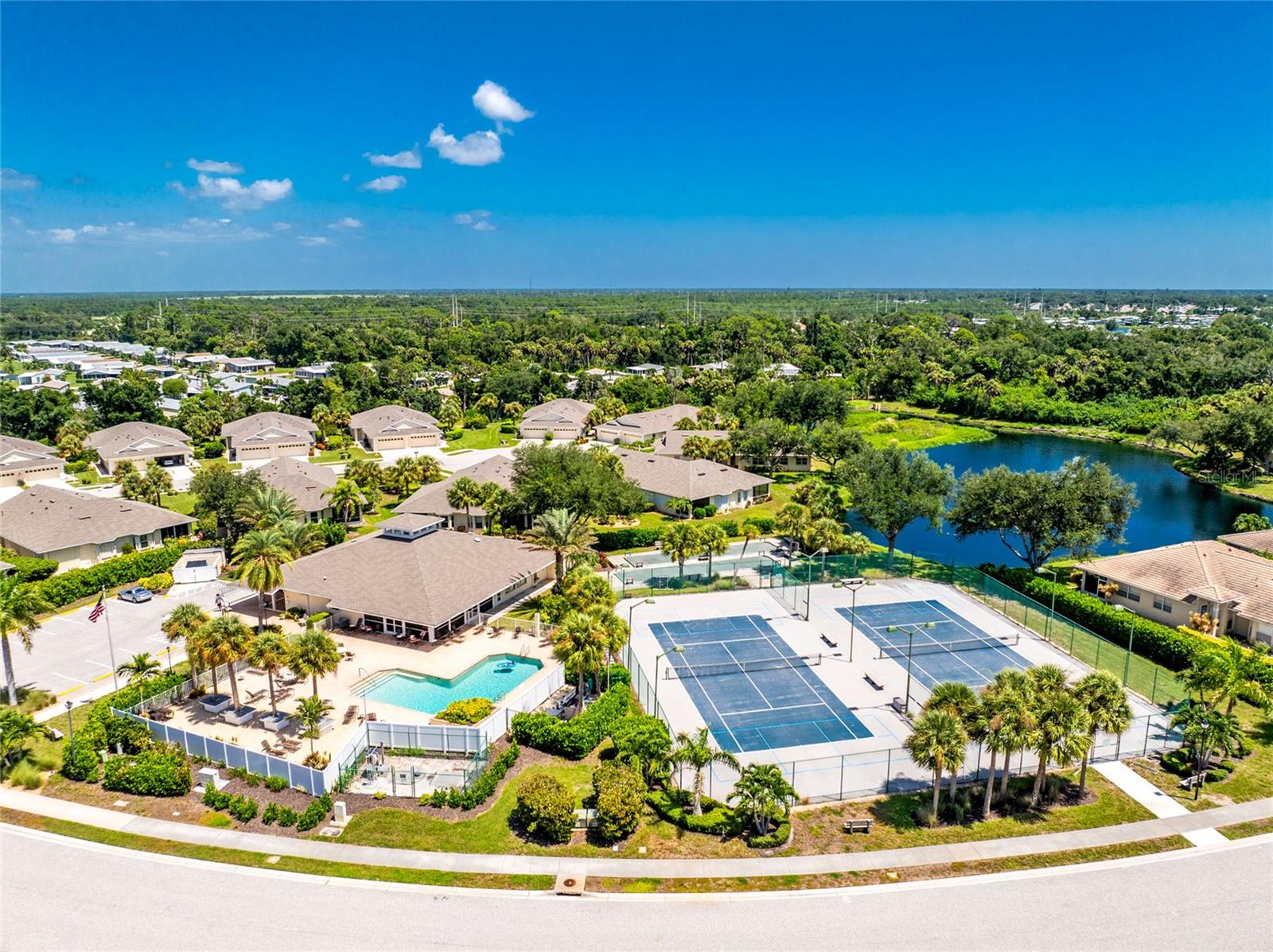 Oak Forest Amenities