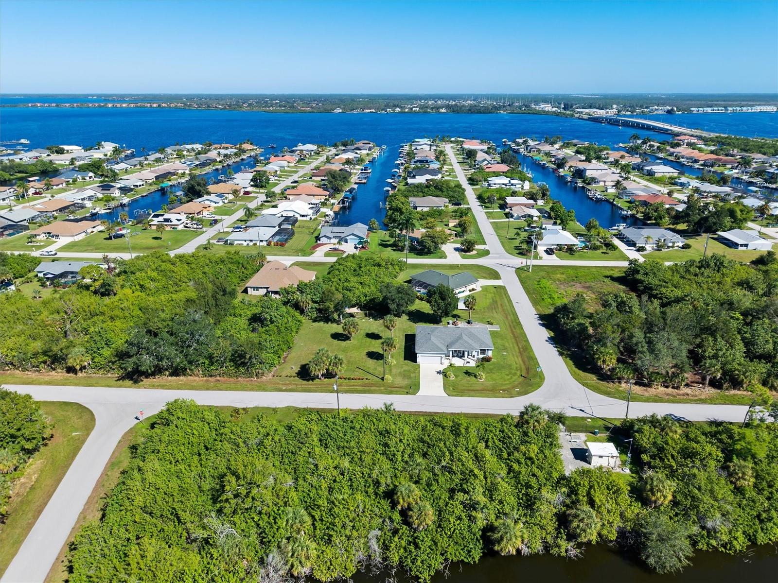 14142 HOPEWELL AVENUE, Port Charlotte, FL 33981