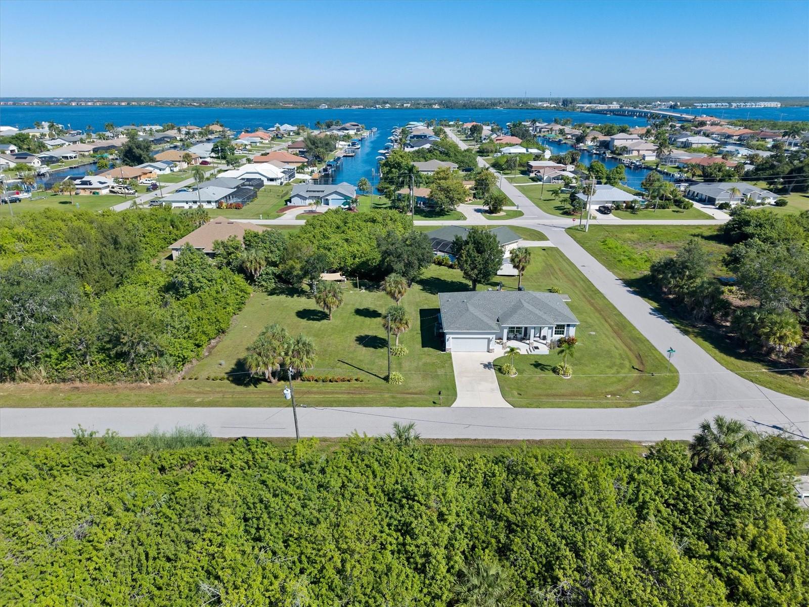 14142 HOPEWELL AVENUE, Port Charlotte, FL 33981