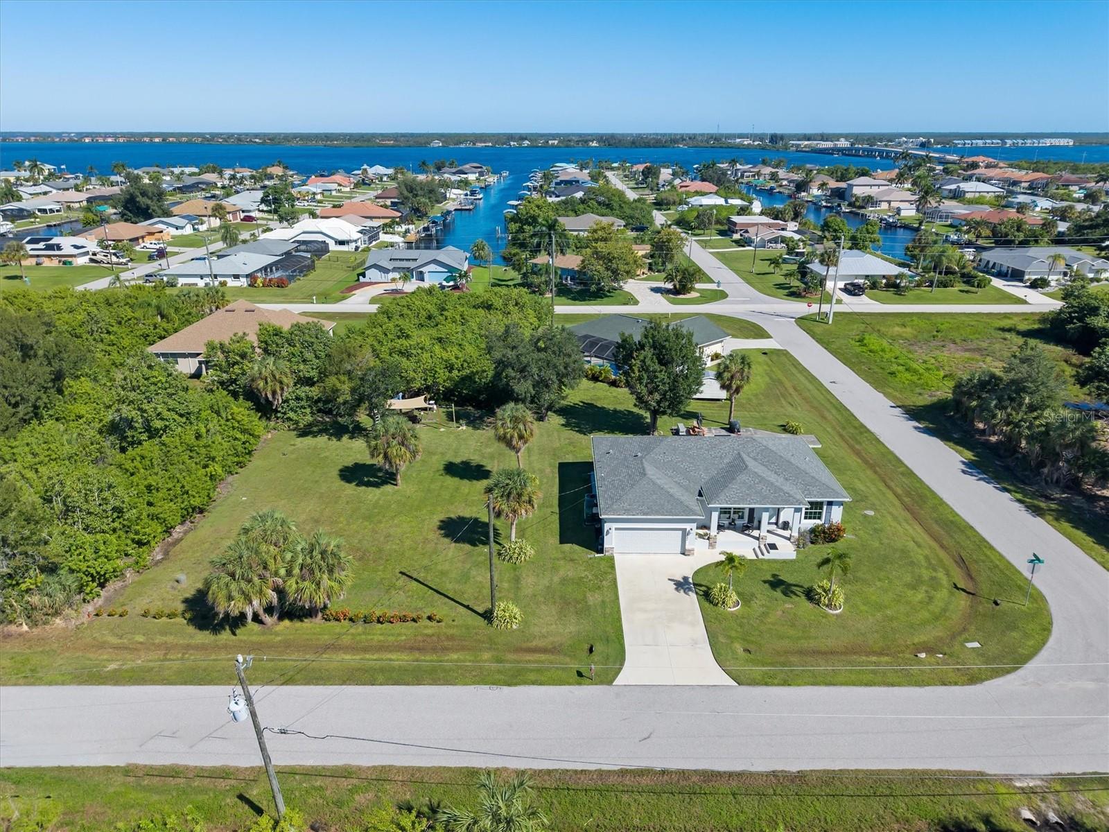 14142 HOPEWELL AVENUE, Port Charlotte, FL 33981