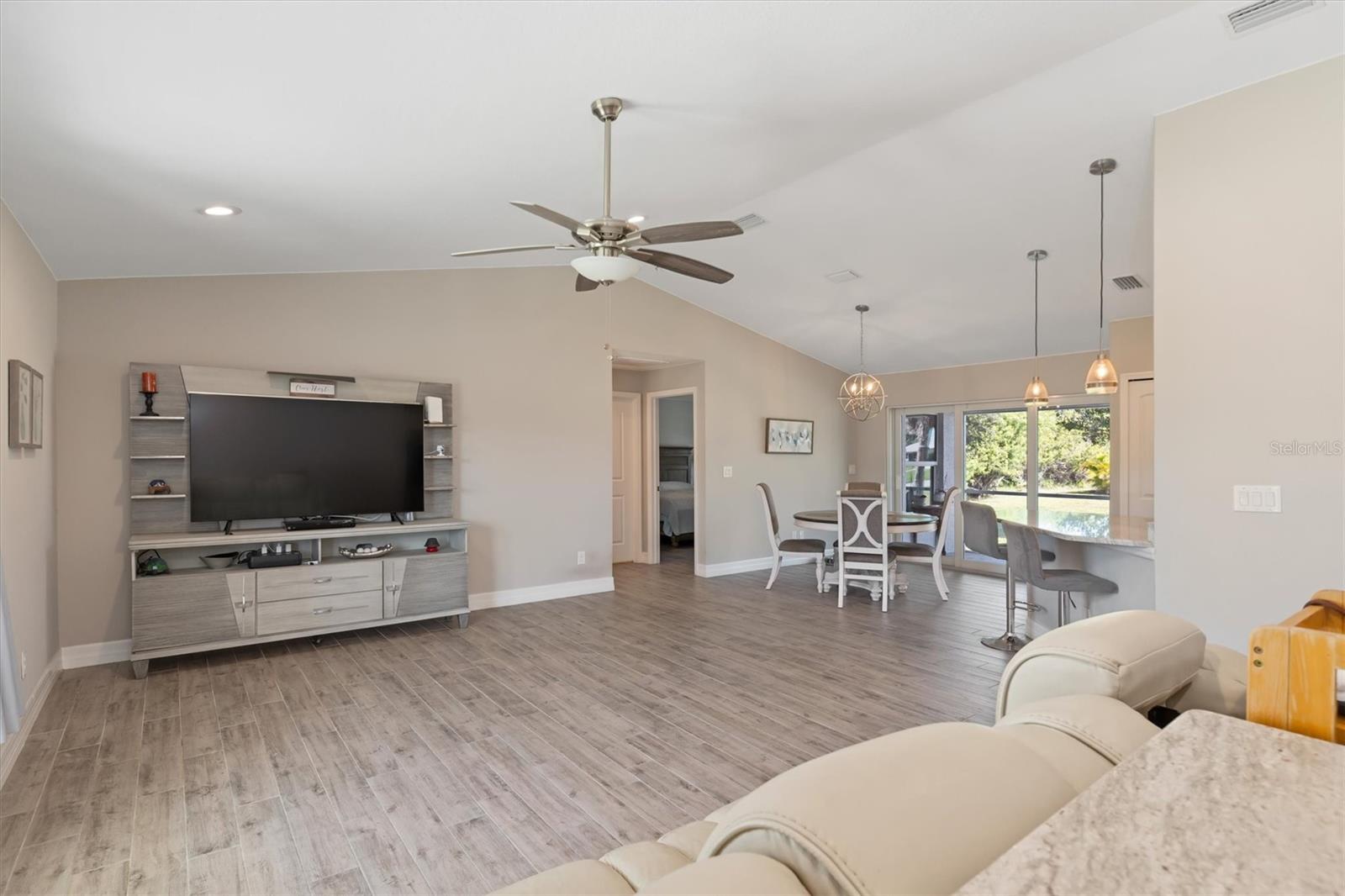14142 HOPEWELL AVENUE, Port Charlotte, FL 33981