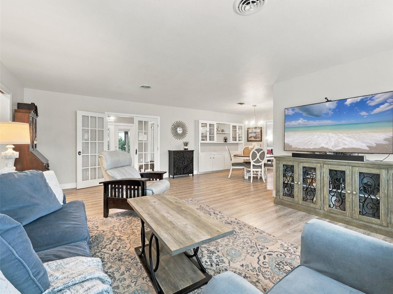 2020 KEYWAY DRIVE, Englewood, FL 34223
