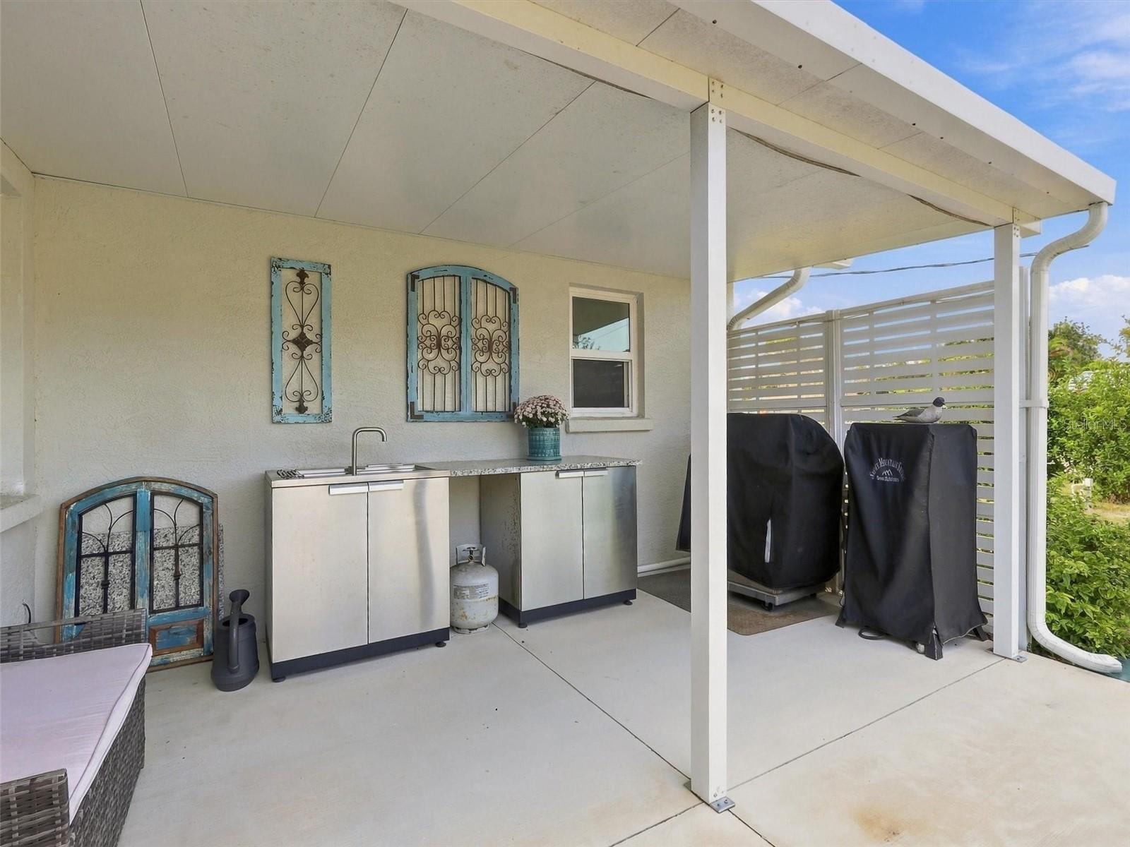 2020 KEYWAY DRIVE, Englewood, FL 34223