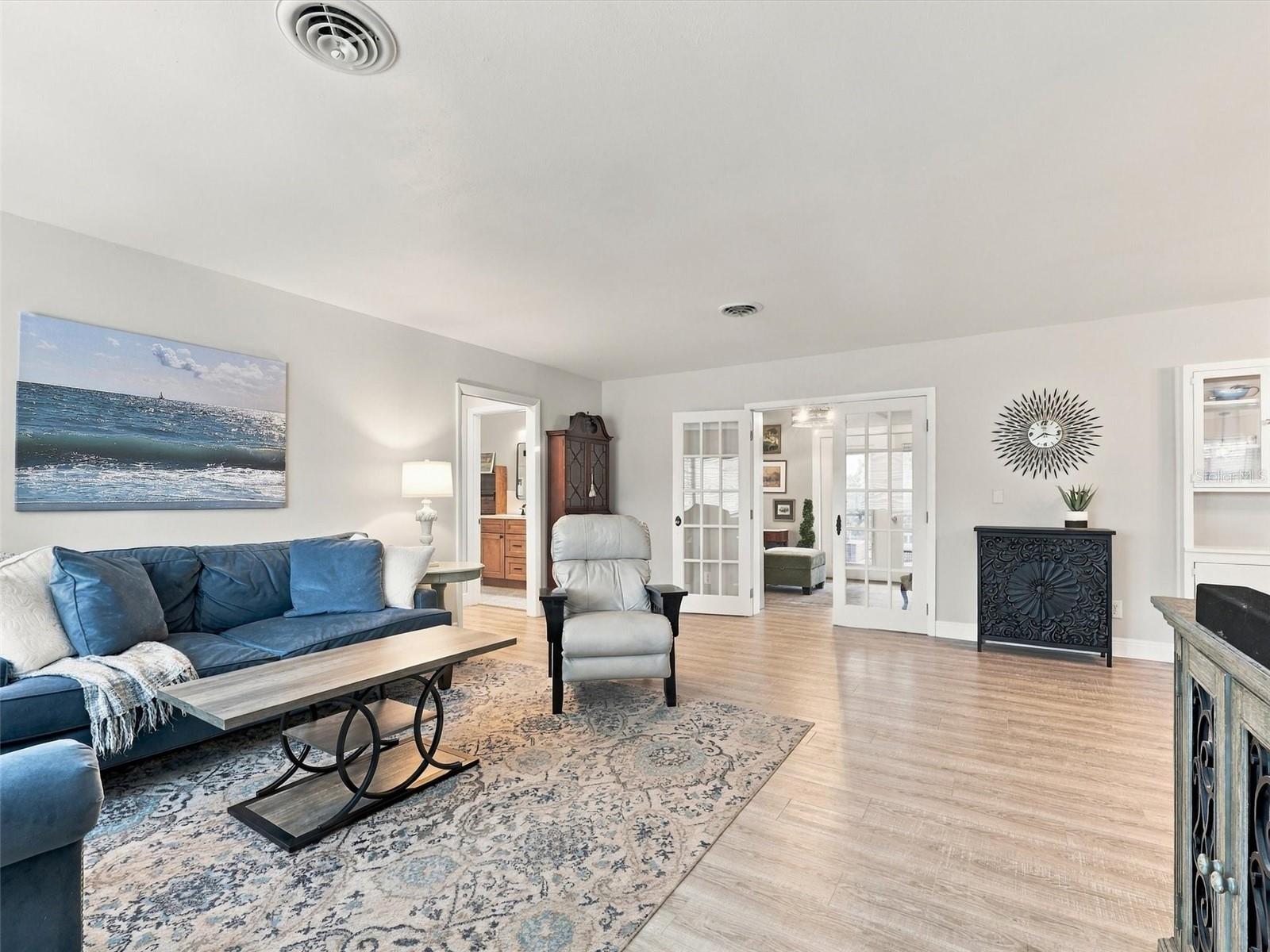 2020 KEYWAY DRIVE, Englewood, FL 34223