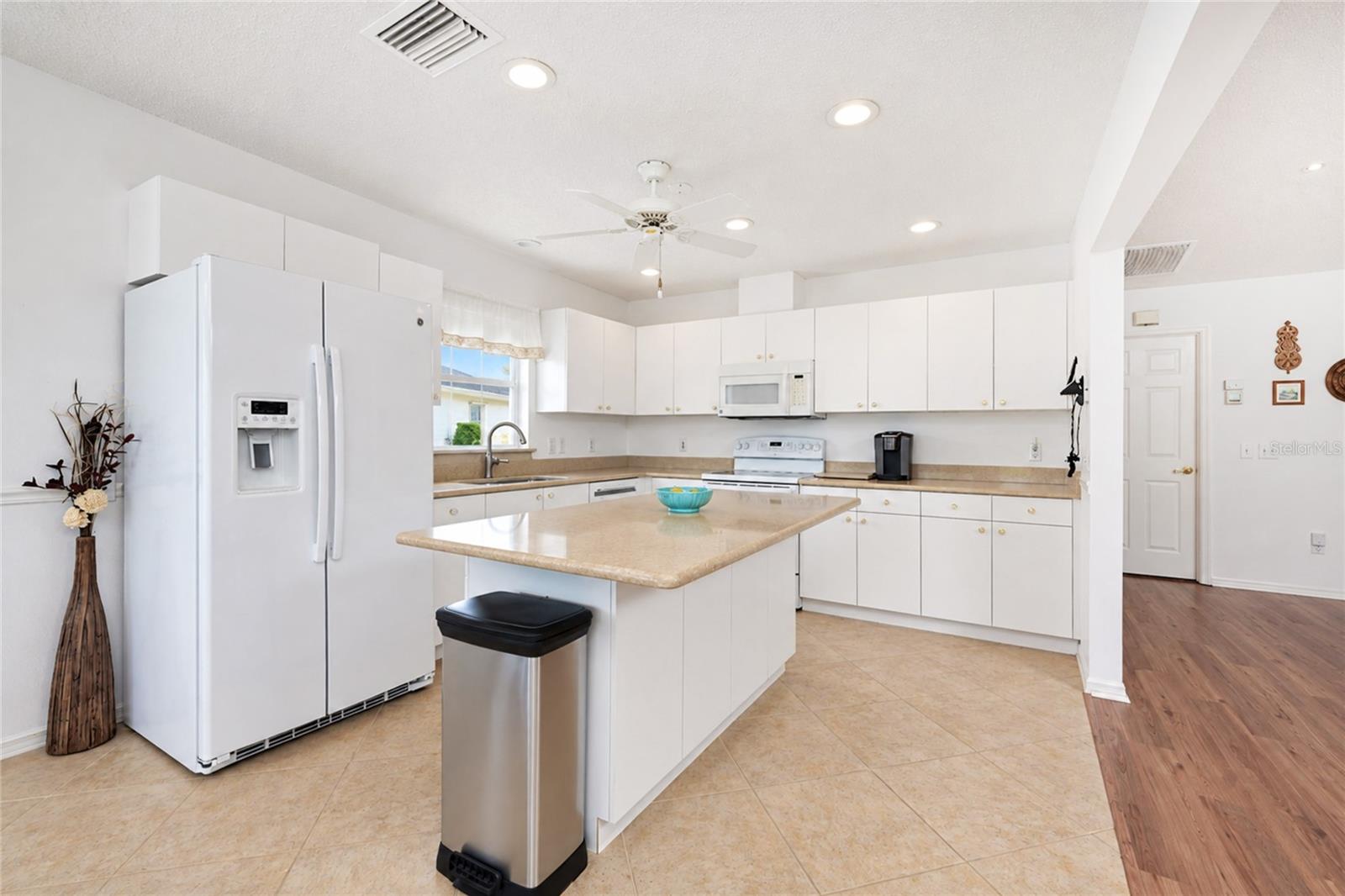 278 PARK FOREST BOULEVARD, Englewood, FL 34223 278 PARK FOREST BOULEVARD, Englewood, FL 34223