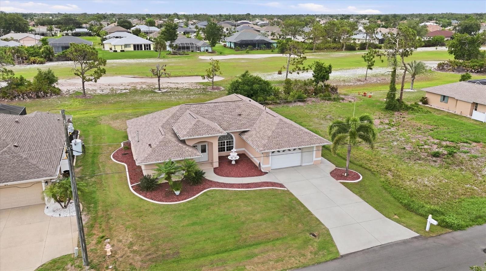 82 PINEHURST PLACE, Rotonda West, FL 33947 82 PINEHURST PLACE, Rotonda West, FL 33947