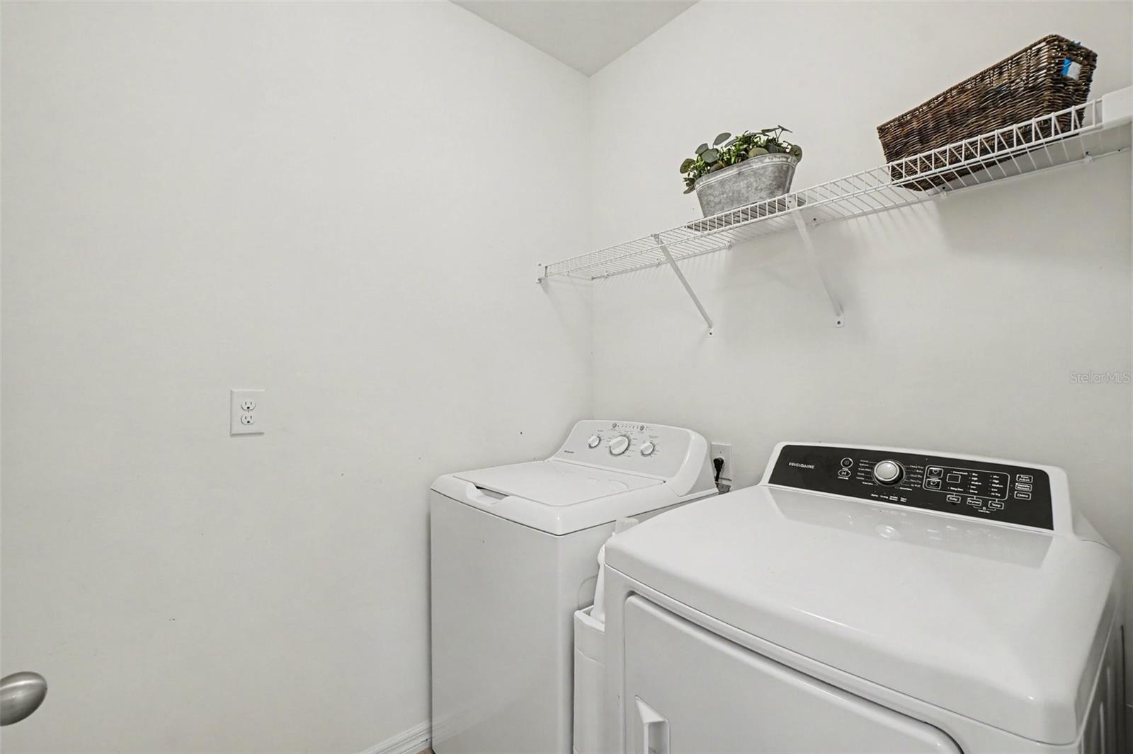 Washer & Dryer