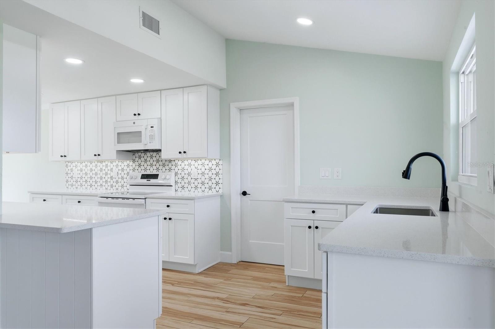 3028 BUTTONWOOD PLACE, Punta Gorda, FL 33950