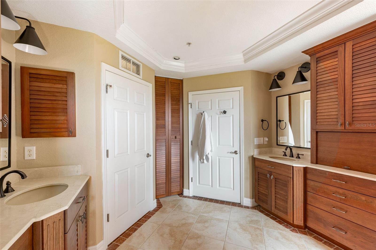 1420 BEACH ROAD, #204, Englewood, FL 34223